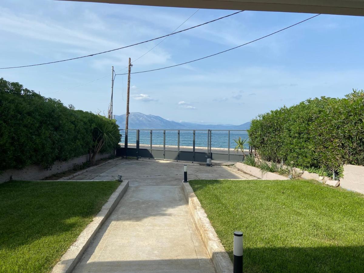 M & F House Villa Oropos Bagian luar foto