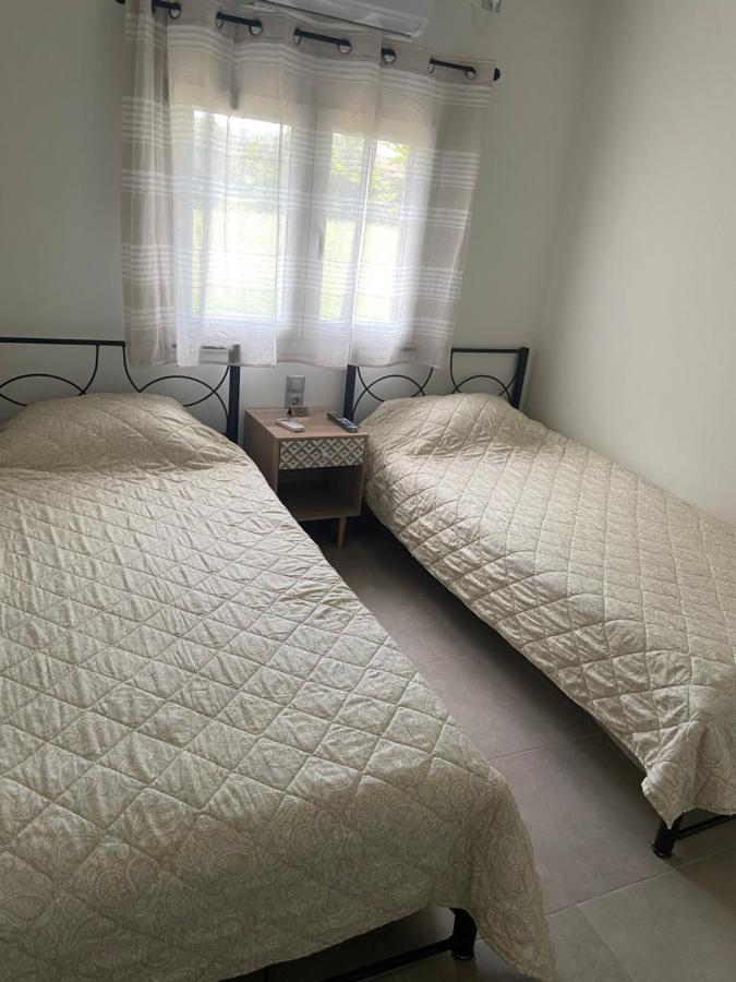 M & F House Villa Oropos Bagian luar foto